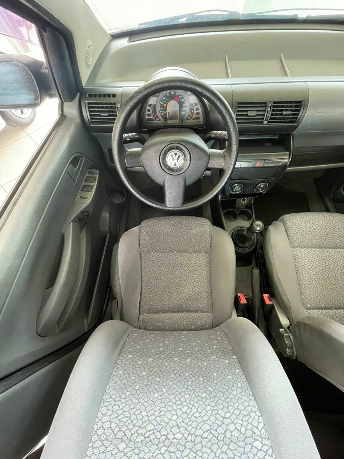 Imagem do veículo  VOLKSWAGEN FOX PLUS 1.6